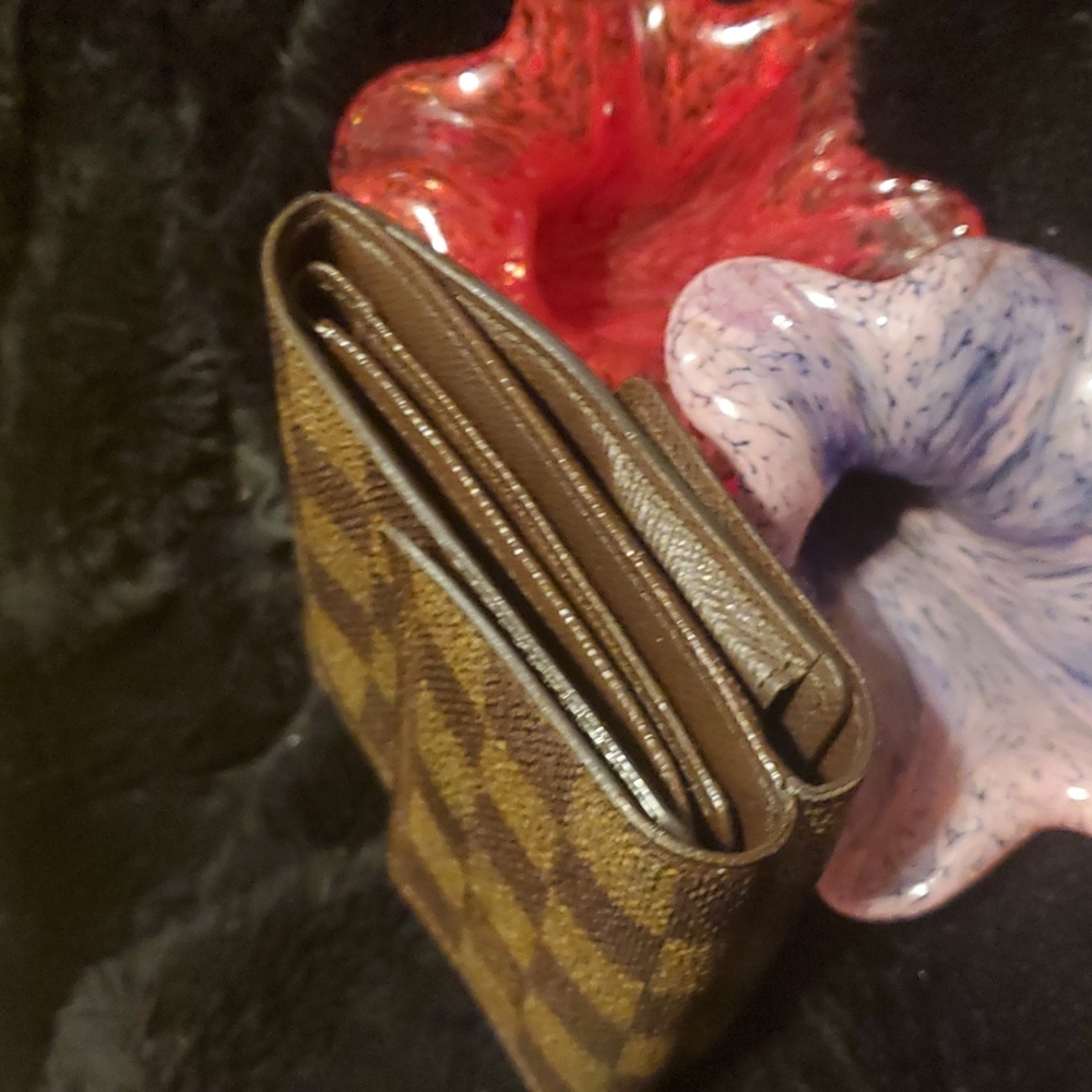 Louis Vuitton Damier Ebone Compact Wallet - Picture 3 of 16